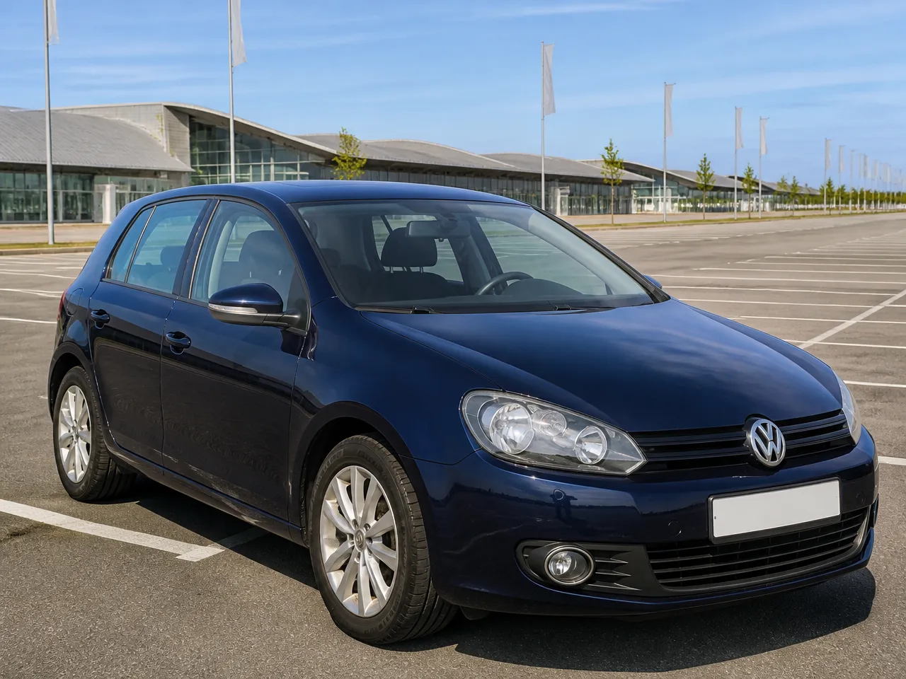 Volkswagen Golf — front