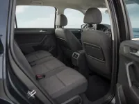 Volkswagen Touran — interior