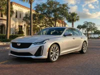 Cadillac CT5 — front