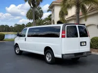 Chevrolet Express 3500 12-Passenger — side