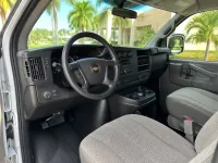 Chevrolet Express 3500 12-Passenger — interior