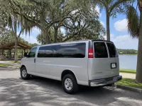 Chevrolet Express 3500 15-Passenger — side