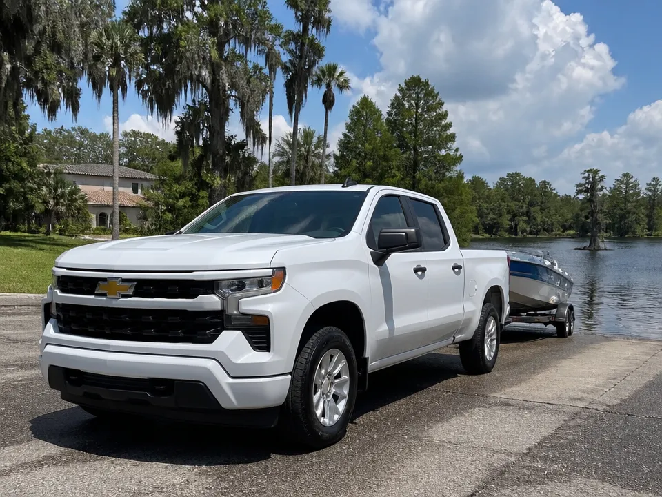 Chevrolet Silverado 1500 — car rental in Orlando