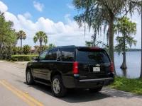 Chevrolet Tahoe — side