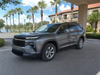 Chevrolet Traverse — frente