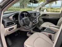 Chrysler Pacifica — interior