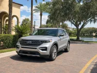 Ford Explorer — front