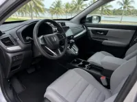 Honda CR-V — interior