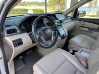 Honda Odyssey — interior