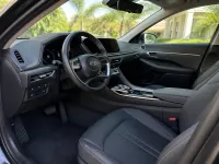 Hyundai Sonata — interior