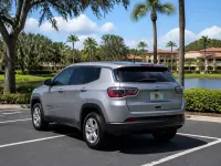 Jeep Compass — side