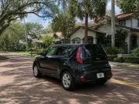 Kia Soul — lateral