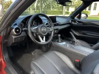 Mazda MX-5 Miata RF — interior