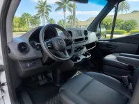 Mercedes-Benz Sprinter 2500 15-Passenger — interior