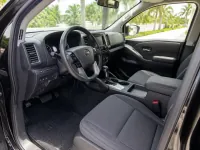 Nissan Frontier — interior