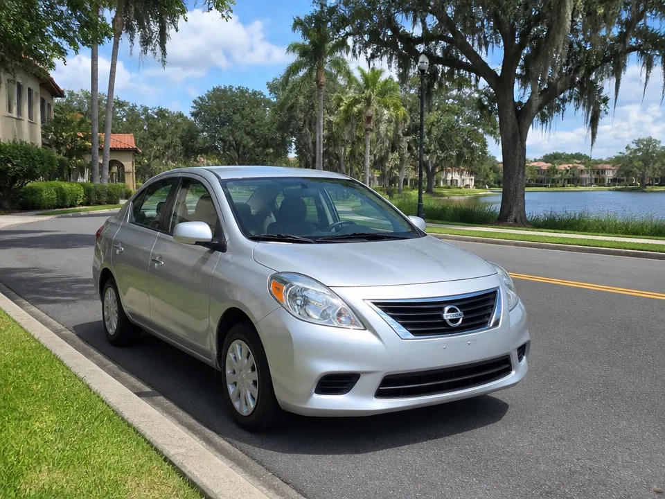 Nissan Versa — car rental in Orlando