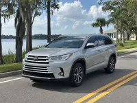 Toyota Highlander — frente