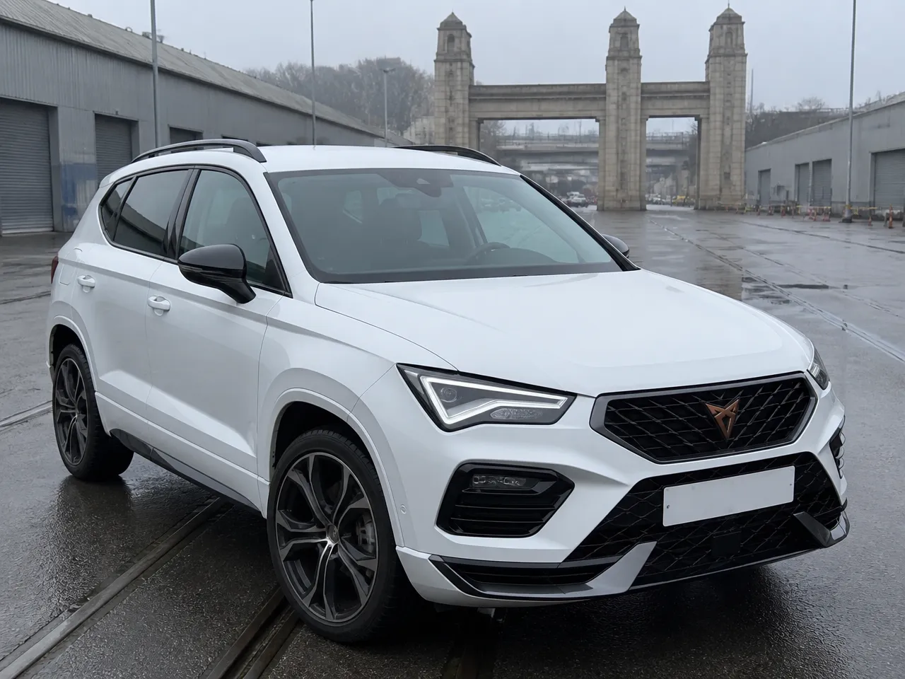 Cupra Ateca — front