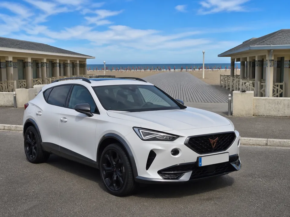 Cupra Formentor — car rental in Paris