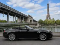 Fiat 124 Spider — side