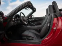 Fiat 124 Spider — interior