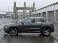 Mercedes-Benz GLA — seitlich