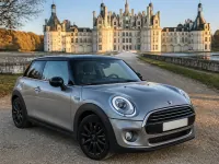 Mini Cooper — front