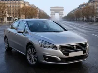 Peugeot 508 — الأمام