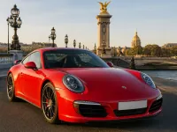 Porsche 911 — front
