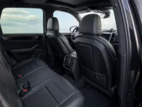 Porsche Cayenne — interior