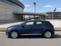Renault Clio — side