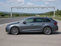 Skoda Octavia — side