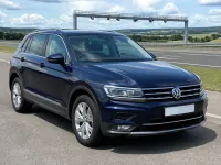 Volkswagen Tiguan — frontal