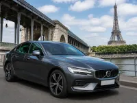 Volvo S60 — front
