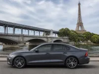 Volvo S60 — side