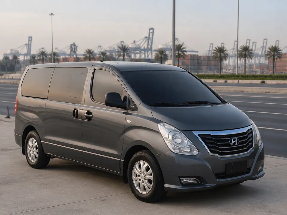 Hyundai H-1 — รถเช่าพัทยา