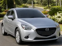 Mazda 2 Hatchback — спереди