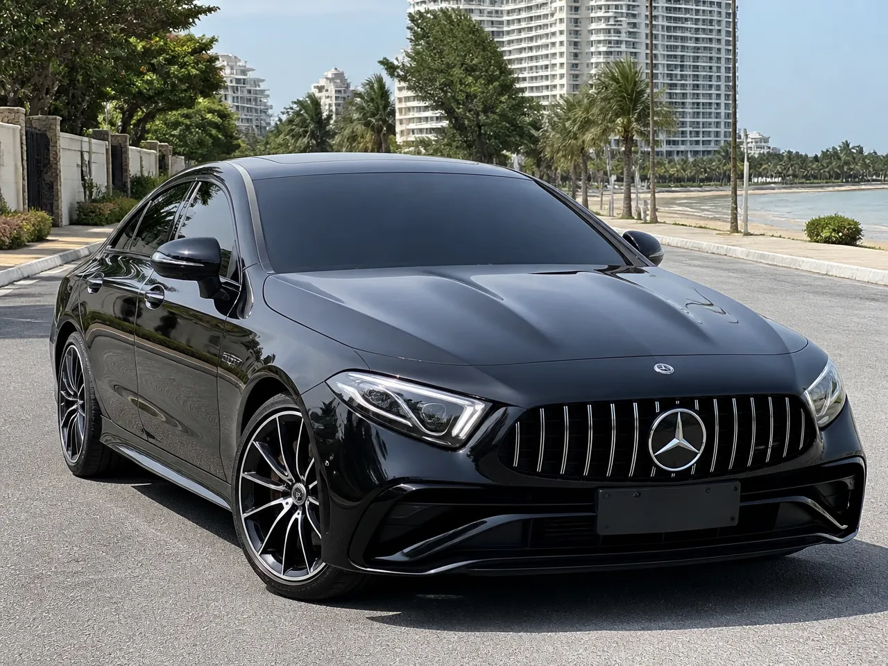 Mercedes-Benz CLS 53 AMG — सामने