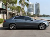Mercedes-Benz E-Class — 측면