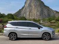 Mitsubishi Xpander — side