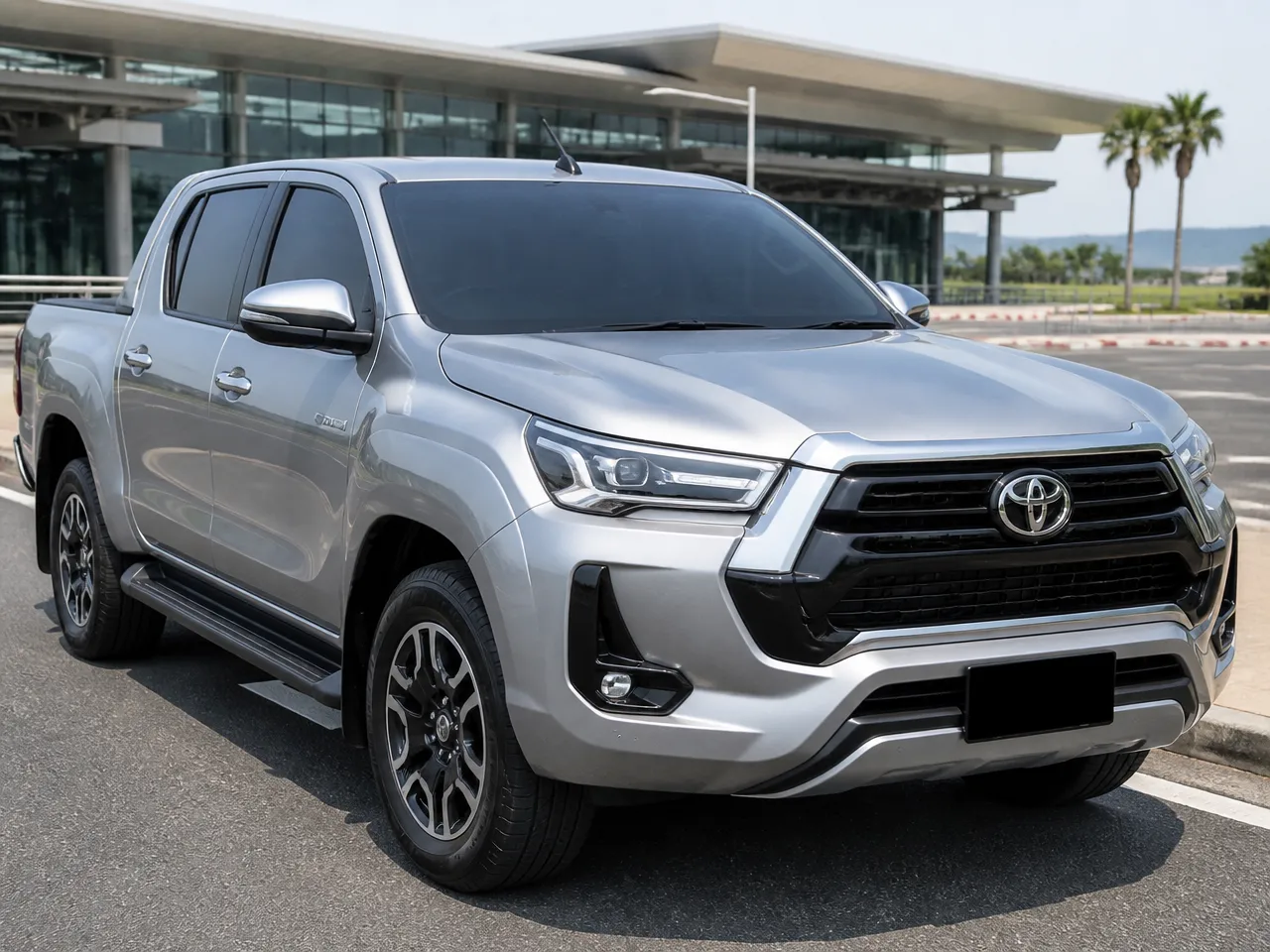 Toyota Hilux Travo — सामने