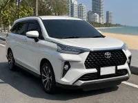 Toyota Veloz — 전면