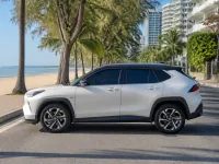 Toyota Yaris Cross — сбоку
