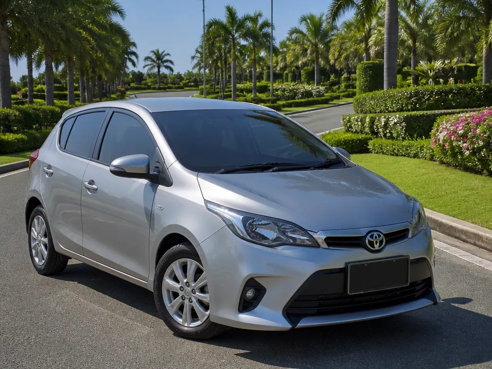 Toyota Yaris — รถเช่าพัทยา