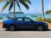 Honda Accord e:HEV — 侧面