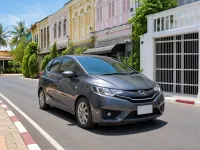 Honda Jazz — спереди