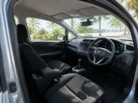 Honda Jazz — салон