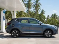 MG ZS EV — side