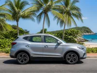 MG ZS — side