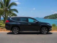 Mitsubishi Pajero Sport — side